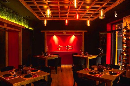 Sakura Sushi Bar